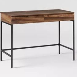 Brand New Loring Wood Writting Desk With Drawers