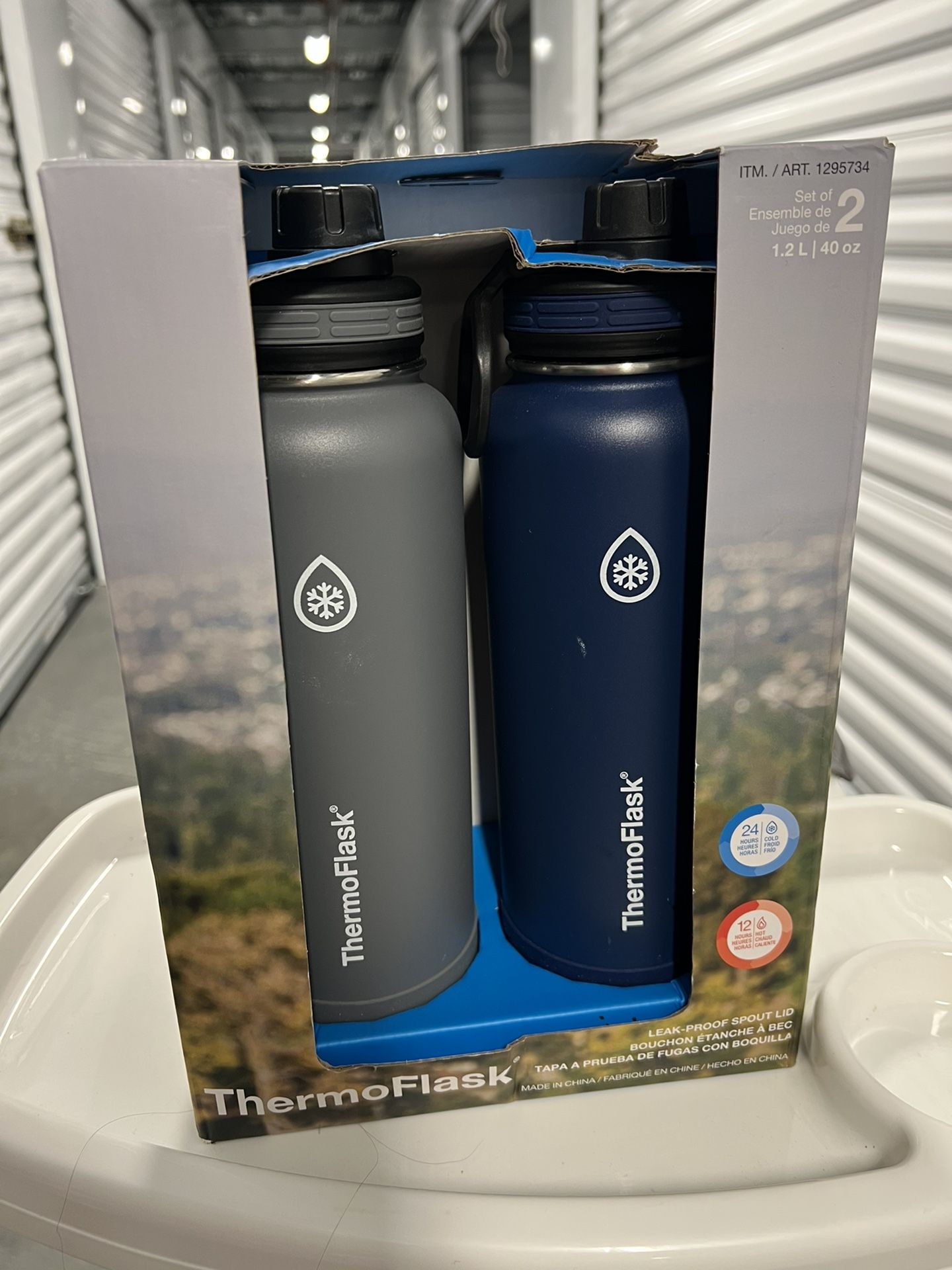 Thermoflask Stainless Steel 40 Ounce Water Bottle with Spout Lid