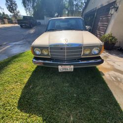 1981 Mercedes Diesel 240D