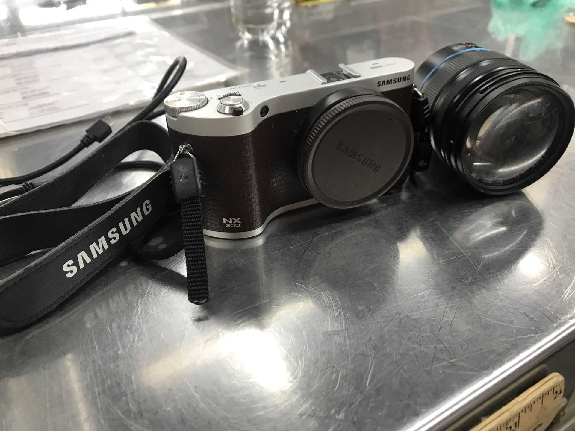 Samsung Digital Camera and lens