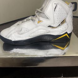 Jordan True Flight Size 6y