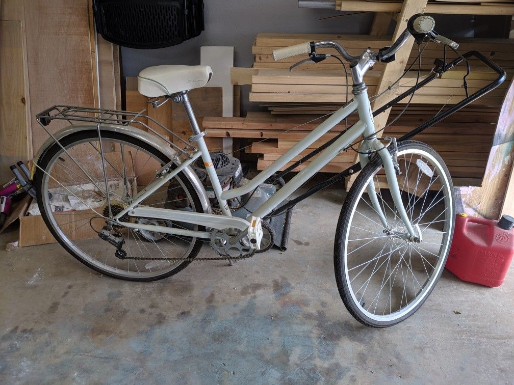 Women's Schwinn bike.