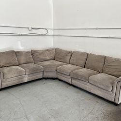 Sectional Couch 