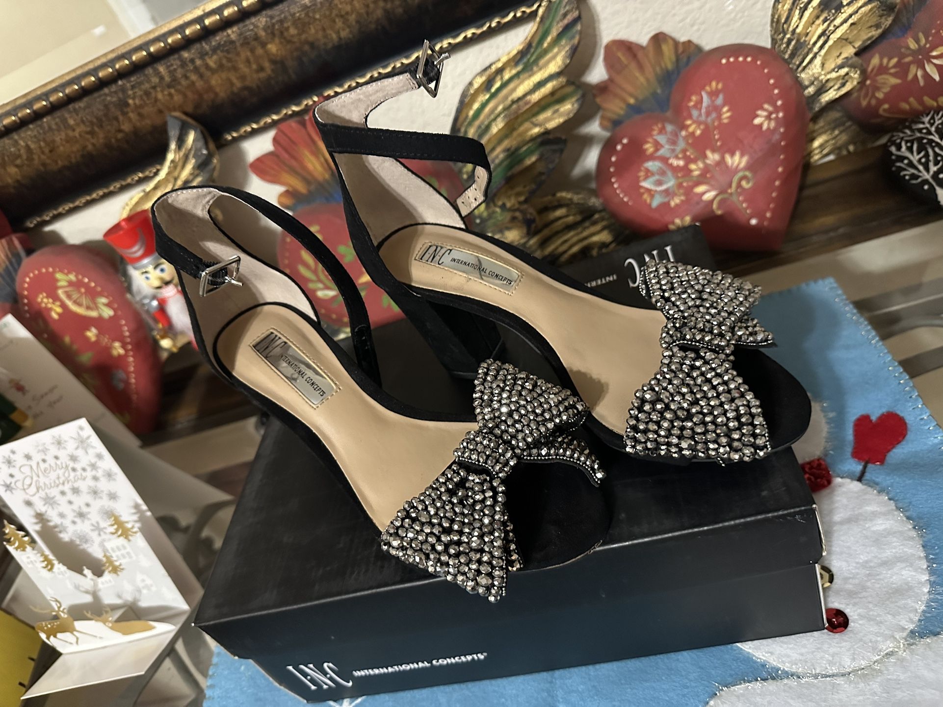 Beautiful Heels Size 5