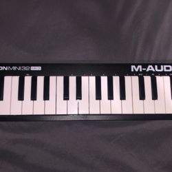 Keystation-Mini MIDI Keyboard