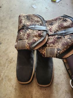 Men's boots