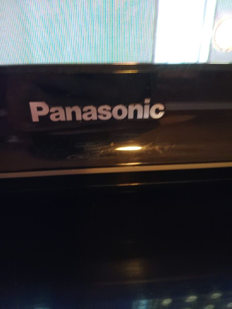 Panasonic 42"TV Works Great💯👍