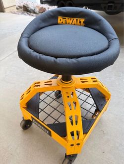 Dewalt Adjustable Stool