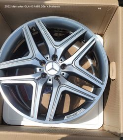 Mercedes 2022 GLA 45 AMG 20in X 8.5