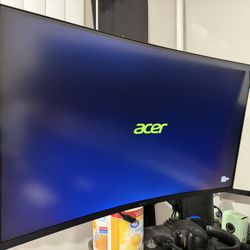 ACER Curved 31.5” Curved Monitor 