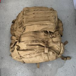 Military Surplus USMC Ruck Sack System.
