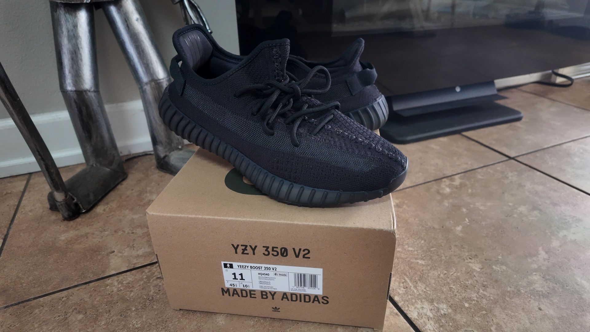 adidas Yeezy 350 V2 Onyx