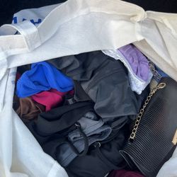 Women’s Clothes 