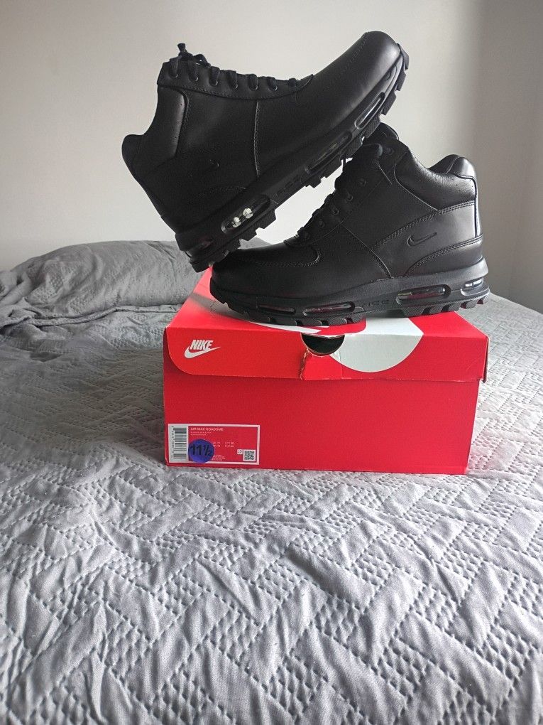 Brand New ACG Boots Men Size 11.5 For The Low They Gave Me The Wrong Size