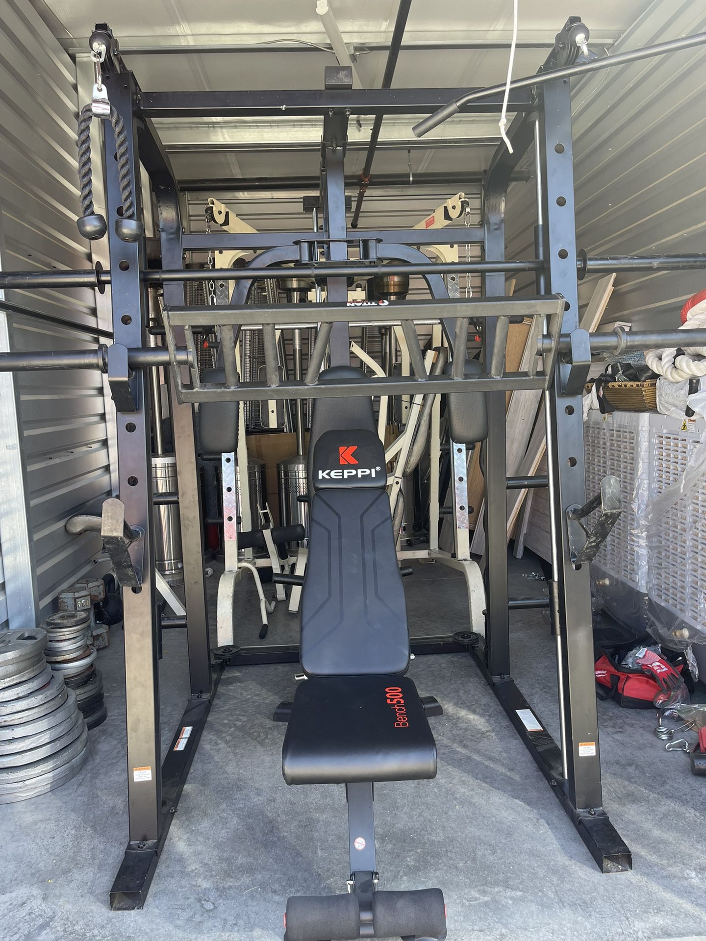 Smith Machine Includes Weights/Bench/Attachments