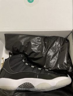 Brand New Jordan 11 Jubilee Size 7Y(8.5 Women)