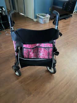 Walker Rollator like new
