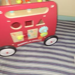 Radio Flyer  Walker/ activity cube