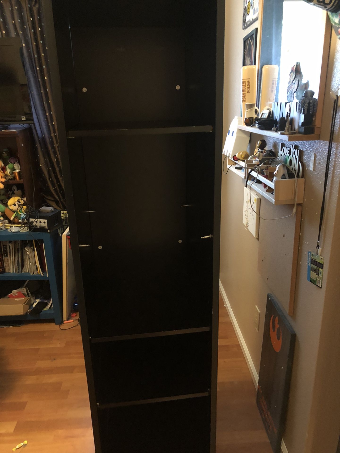 Swivel Cabinet With Mirror And Cork Board