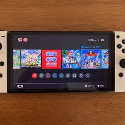 Nintendo Switch OLED (64gb)