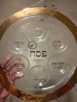 Like New Anna Weatherley Charger and Passover Set