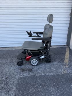 Power Wheelchair, Heavy Duty, Golden Technologies