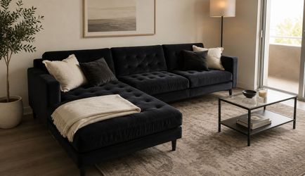Free Delivery Today! City Furniture Sectional couch! No rips or stains. Steam cleaned . No pets or smoking. !
