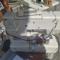 Like New Sewing Machine