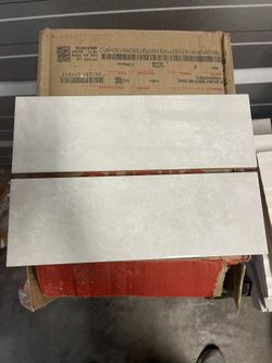 12 cases $80 total New 12 Cases Delray Glossy White BR 4 in. x 12 in. Glazed Ceramic Wall Tile (10.98 sq. ft./Case)