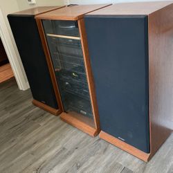 Sharp 7700CD Stereo System (Speakers Included)