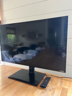 32” Vizio TV / Computer Monitor
