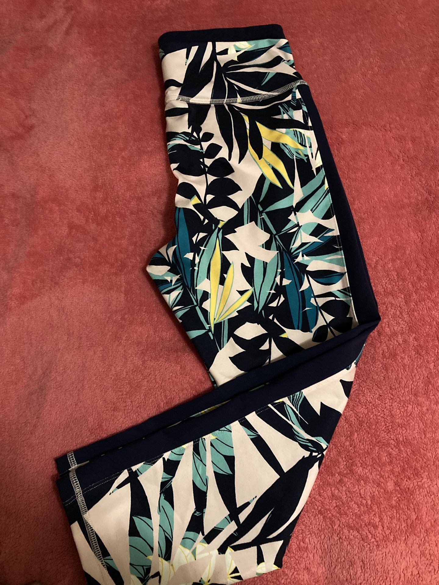 Old Navy Elevate Leggings