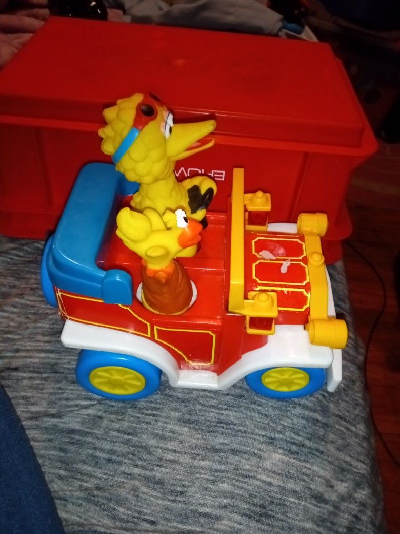 Vintage Sesame Street Big Bird Little Bird Jalopy Car, Illco Toys