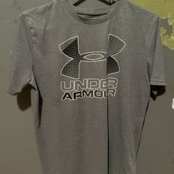 Under Armor Shirt, Size Small