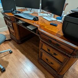 Pristine Quality Wood Desk - Free Pickup!