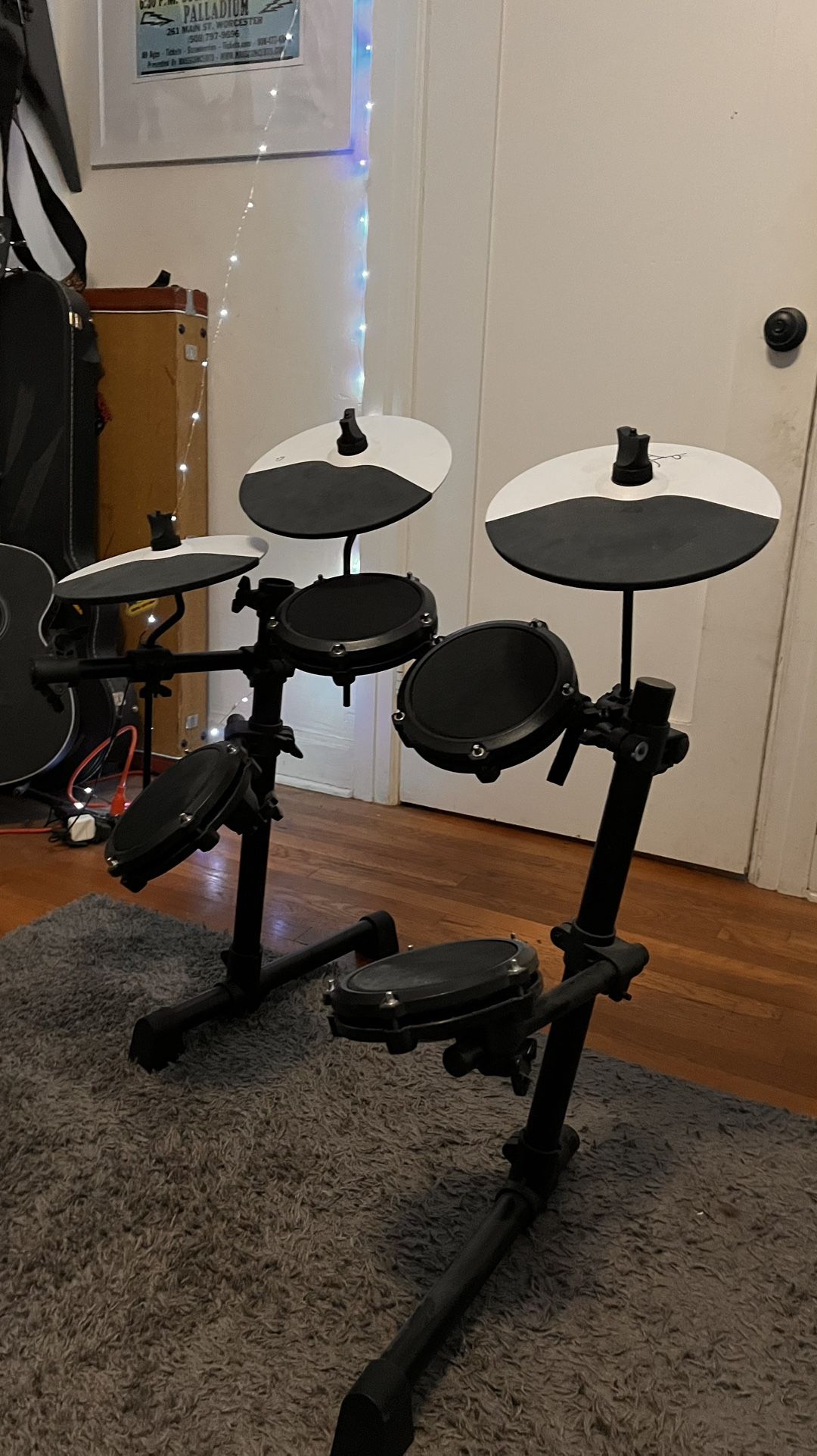 Alesis Drum kit
