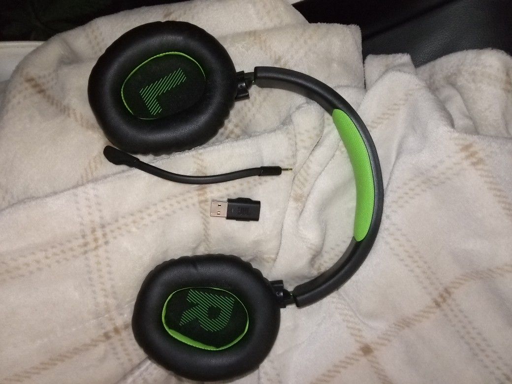 JBL Bluetooth HeadSet