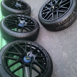 Wheel 18 5 Lugs Universal Like New 