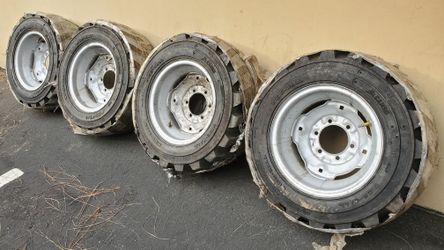 4 BRAND NEW 27 X 10.5 X 15 Hauler SKS Skid Steer Tires With Rims Wheels CHEAP Make Me An OFFER !!