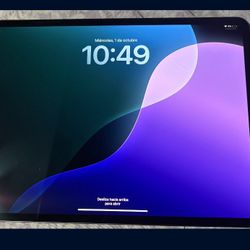 13-inch iPad Pro Wi‑Fi 1TB with standard glass - Space Black