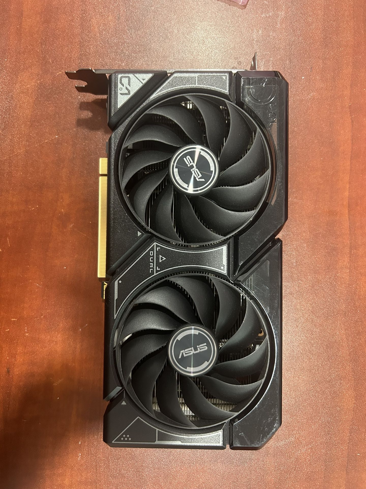 ASUS Dual RTX 4060 Ti 16Gb