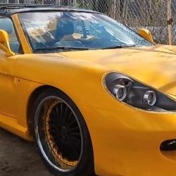 2005 Porsche Carrera GT$24,000 Kit Car / Replica Corvette Ford Hyundai Pathfinder GMC Porsche Panamera