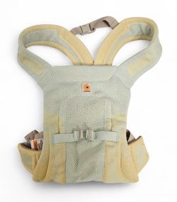 Ergobaby Aerloom baby carrier