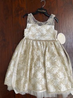 Girls dress size 8