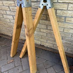 Set of 4 saw horse stand, cross board (2x4 not included)