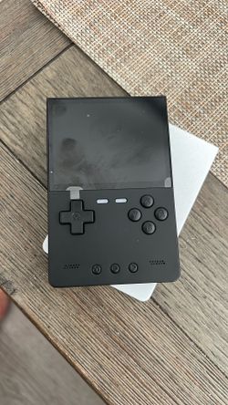 Trimui Brick game console 