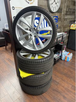 21 Tesla model s arachnid wheels