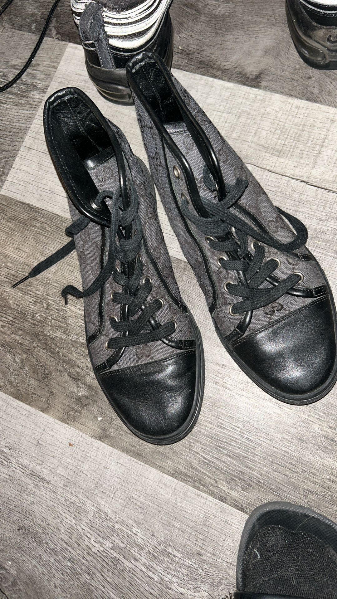 Men’s Gucci Shoes