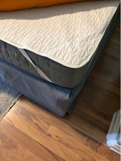 Queen size bed