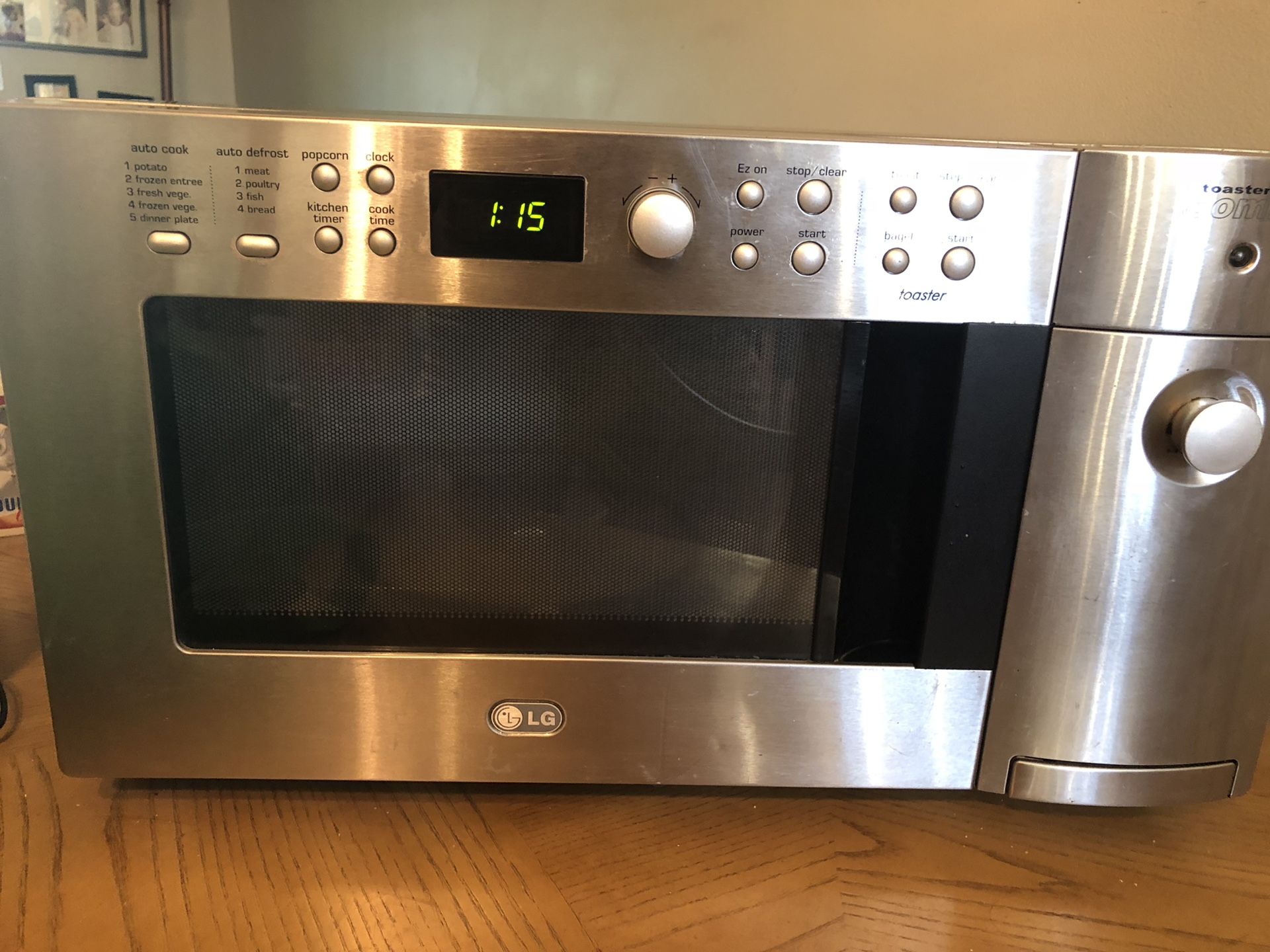 LG stainless steel microwave toaster combo for Sale in Lake Worth FL OfferUp